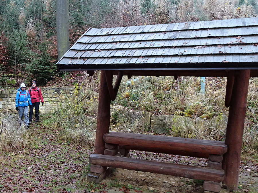 120 Kouzelná studánka(bez vody)