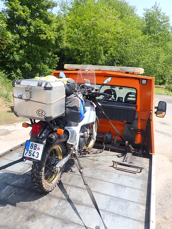 03 Zpět domů pro jinou motorku
