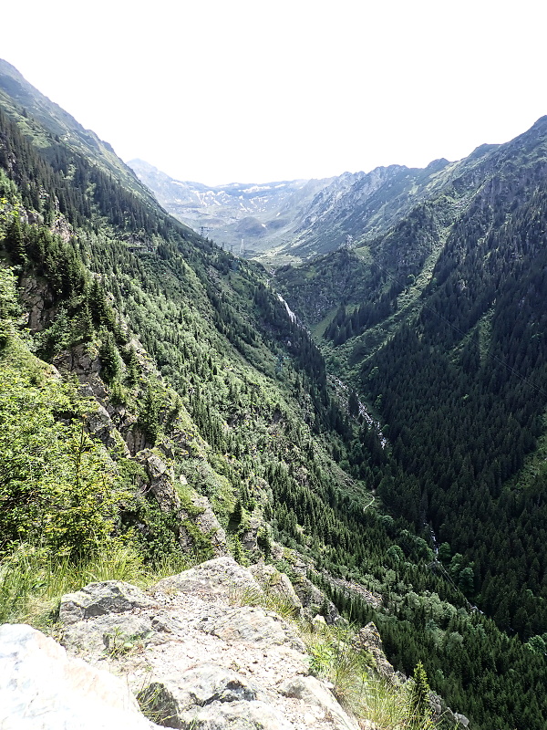 37 Po roce po Transfagarašské silnici