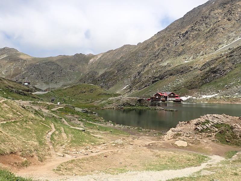 41 Bilea Lac u nejvyššího bodu silnice