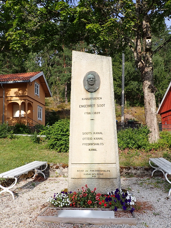 37 Halden Památník staviteli, Muzeum kanálu,