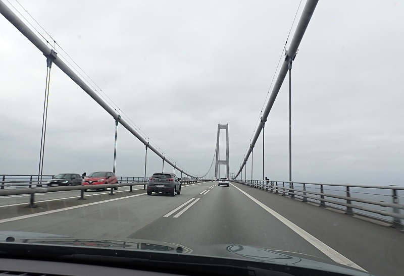 18 Most na ostrov Fyn ( 240 DKK ).