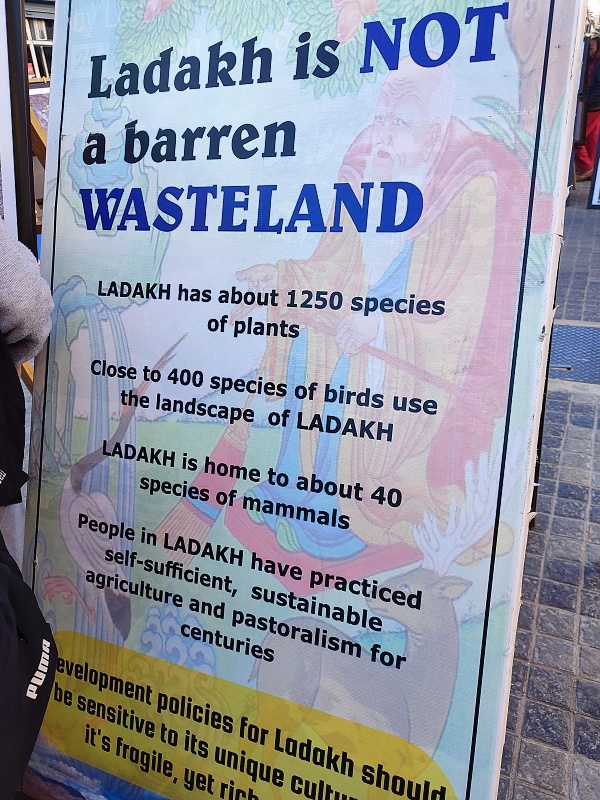 98k Ladakh není žádná pustina, vástava krásných fotek.