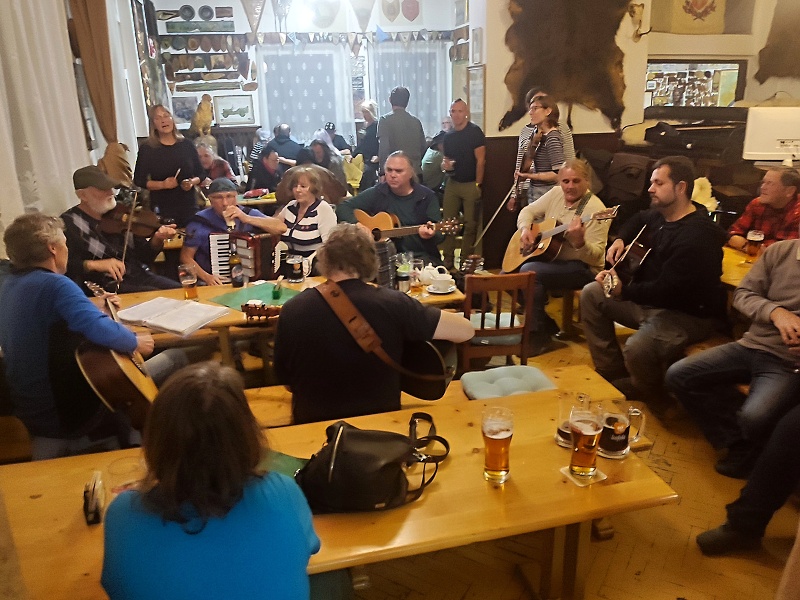 03 Pulčinské podzimní trempování