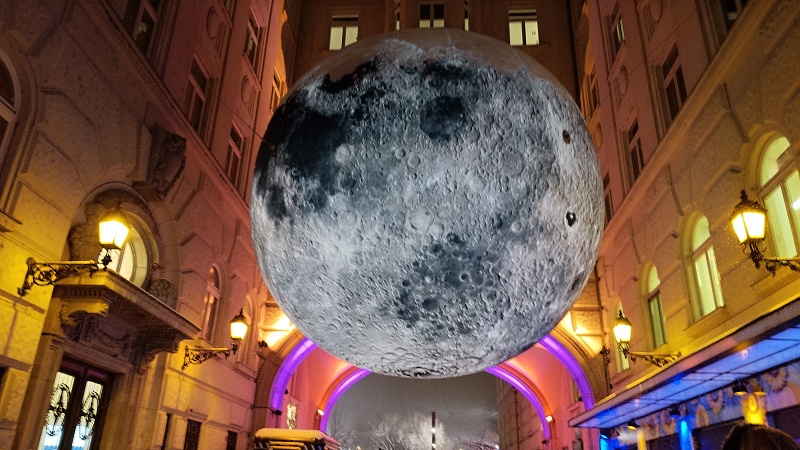 08 Různá zákoutí u Vaci utca