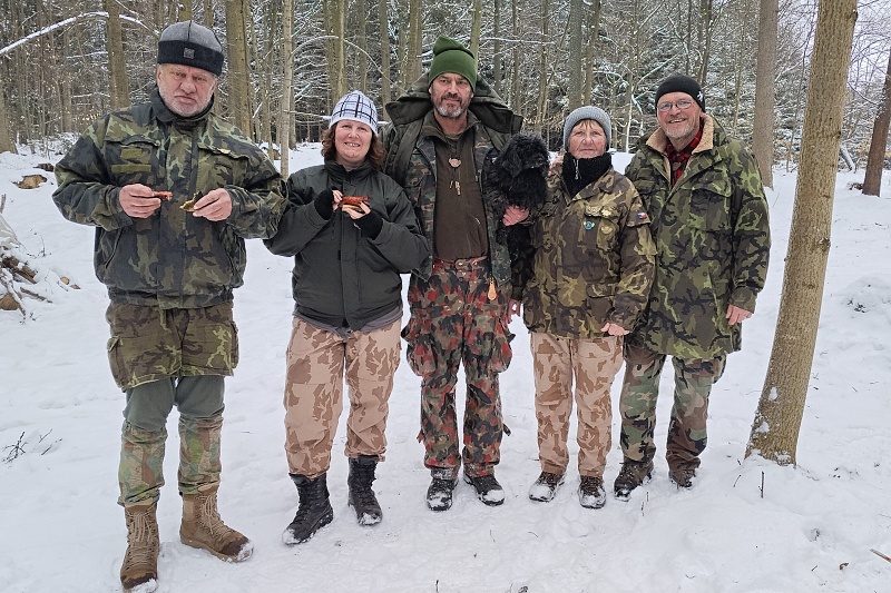 08 Naše skupina tzv. zimních táborníků