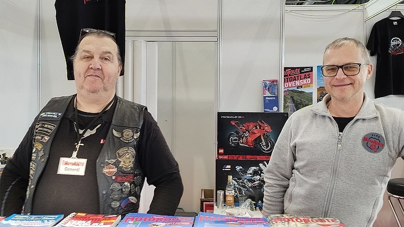 08 Kámoši z časopisu Motoroute