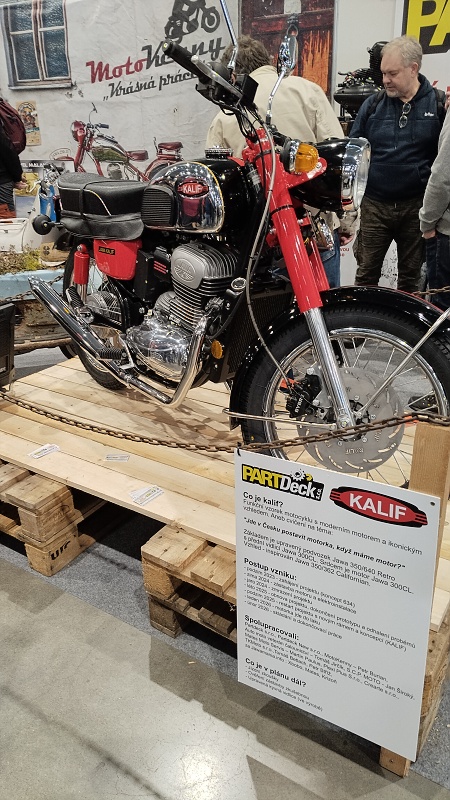 12 Na předchůdce tohoto Kalifa mě prý Jirka sbalil -)