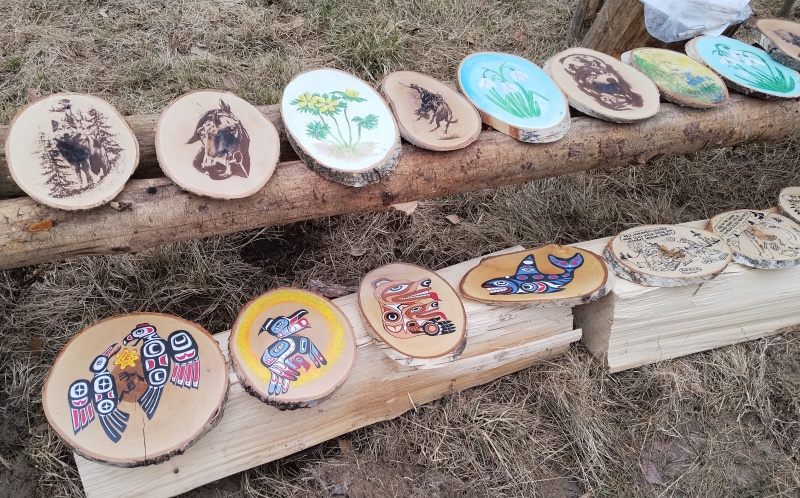 04 Obhlídneme placky za soutěže.