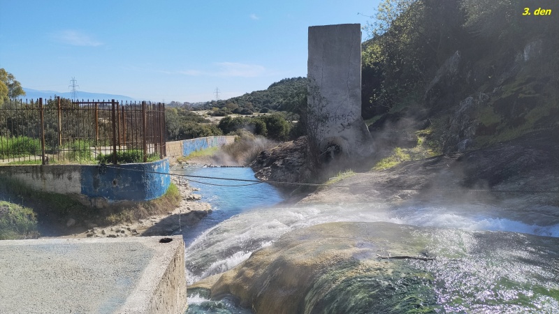 04 V Thermopylách už se nedá spát.