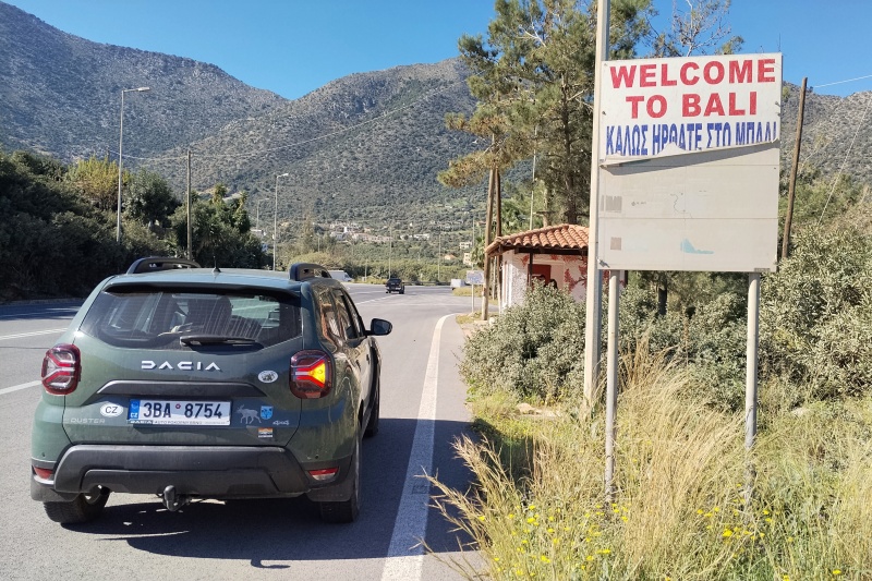 08 Před 6 lety nás Rusi na Bali nepustili -)