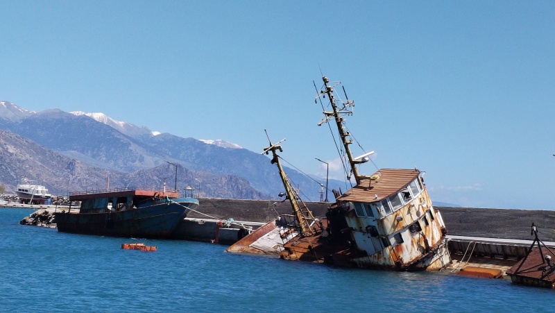 32 Kontoura aneb Kréťani jsou bordeláři.