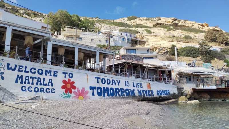 53 Matala, na přelomu 60. a 70. let ráj hnutí hippies