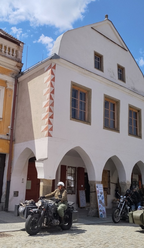 14 Druhá pauza na cukrárnu ve Slavonicích.