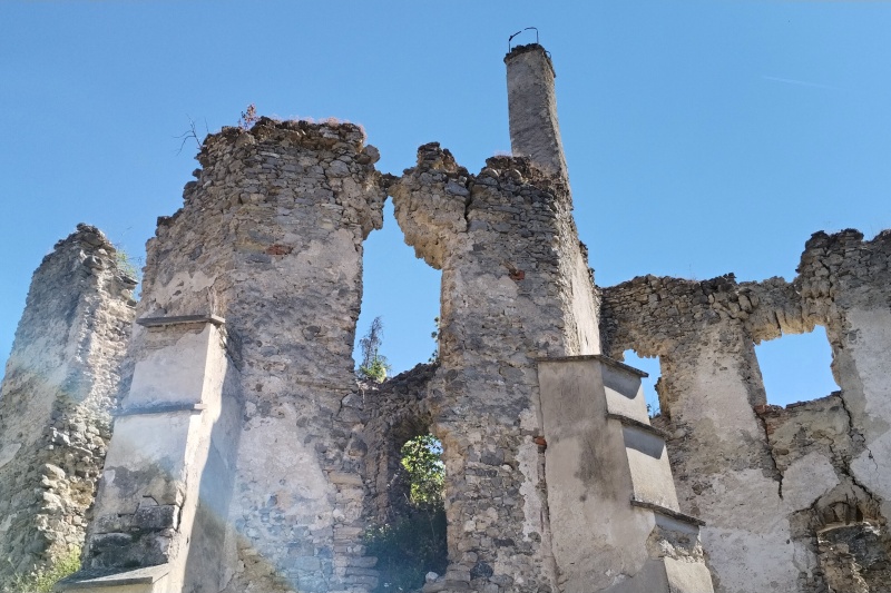 14 Hrad Sklabiňa