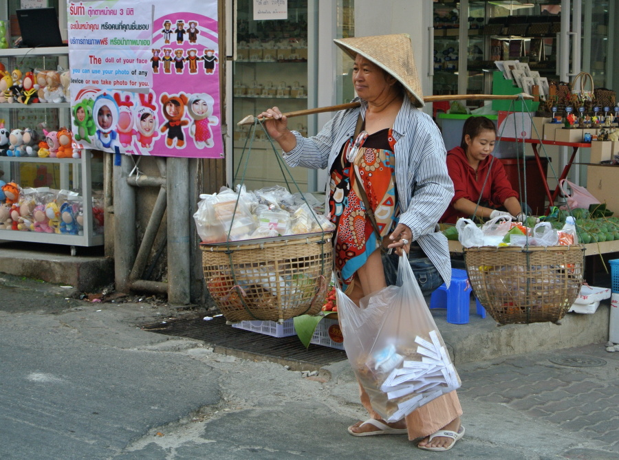 46. Barmská dáma