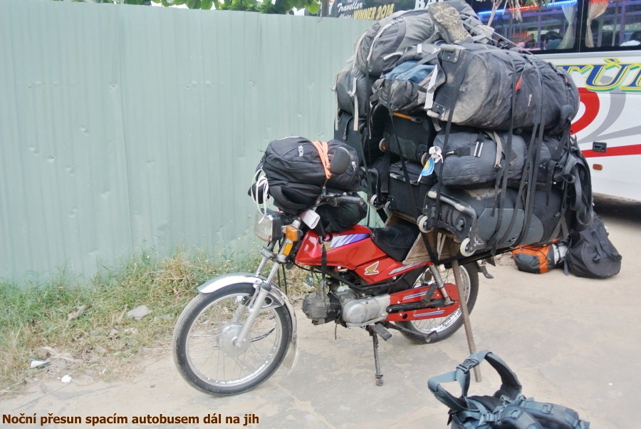 77.Prý na cestách přetěžujeme naše motocykly