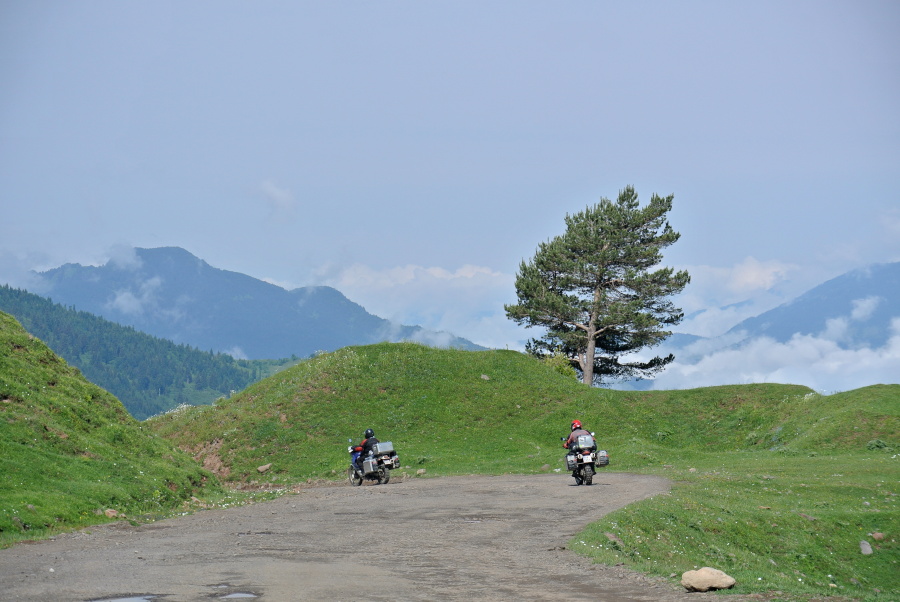 25 Do Batumi máme 80 km