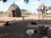 101 Vesnice Nyangatomů, chýše připomínají prý slony.